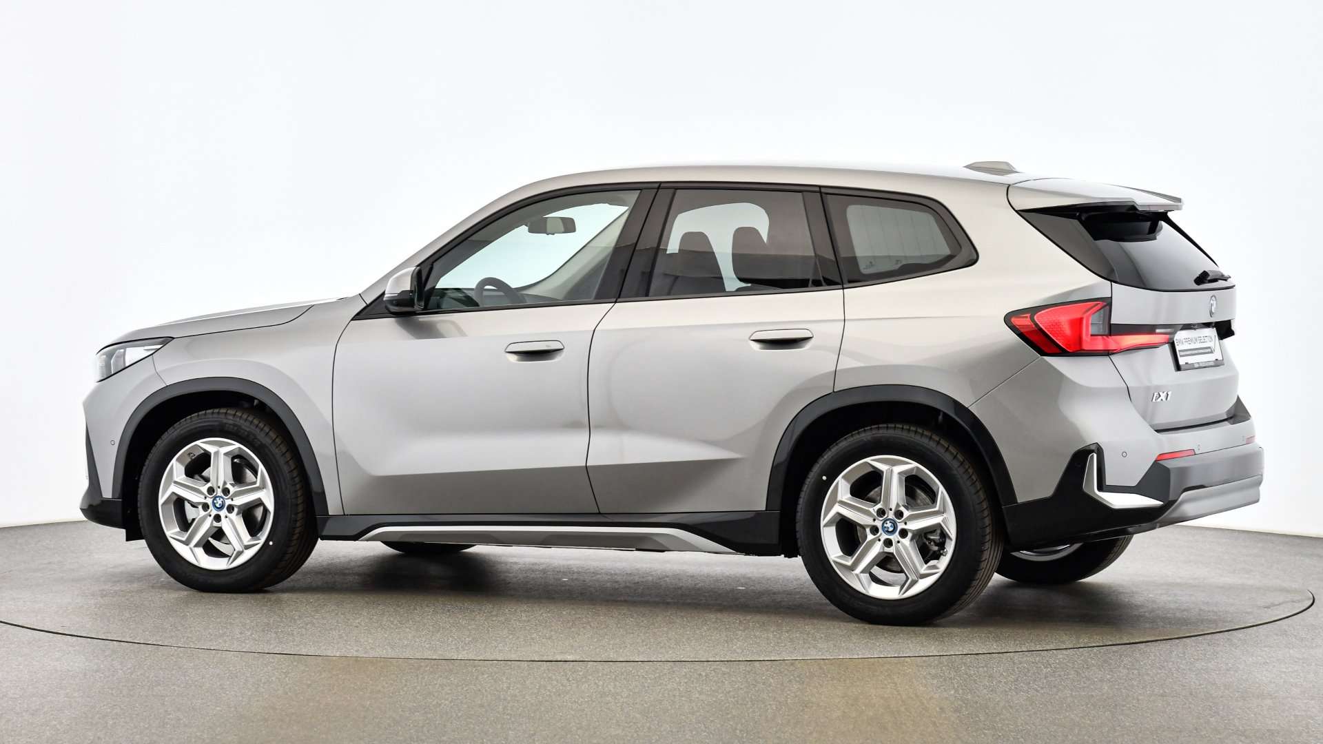 BMW IX1 EDrive20 - 2025 - Joinsteer - #3