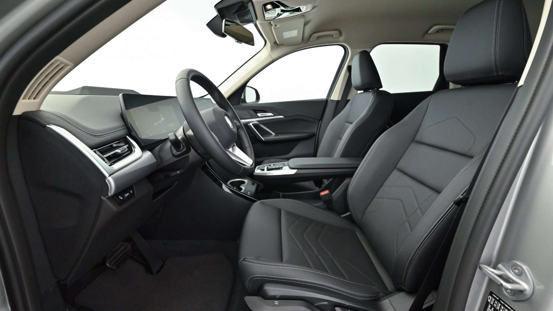 BMW IX1 EDrive20 - 2025 - Joinsteer - #11