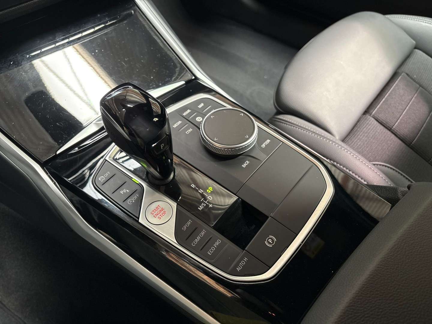 BMW Série 3 Sport Line 318i - 2020 - Joinsteer - #8