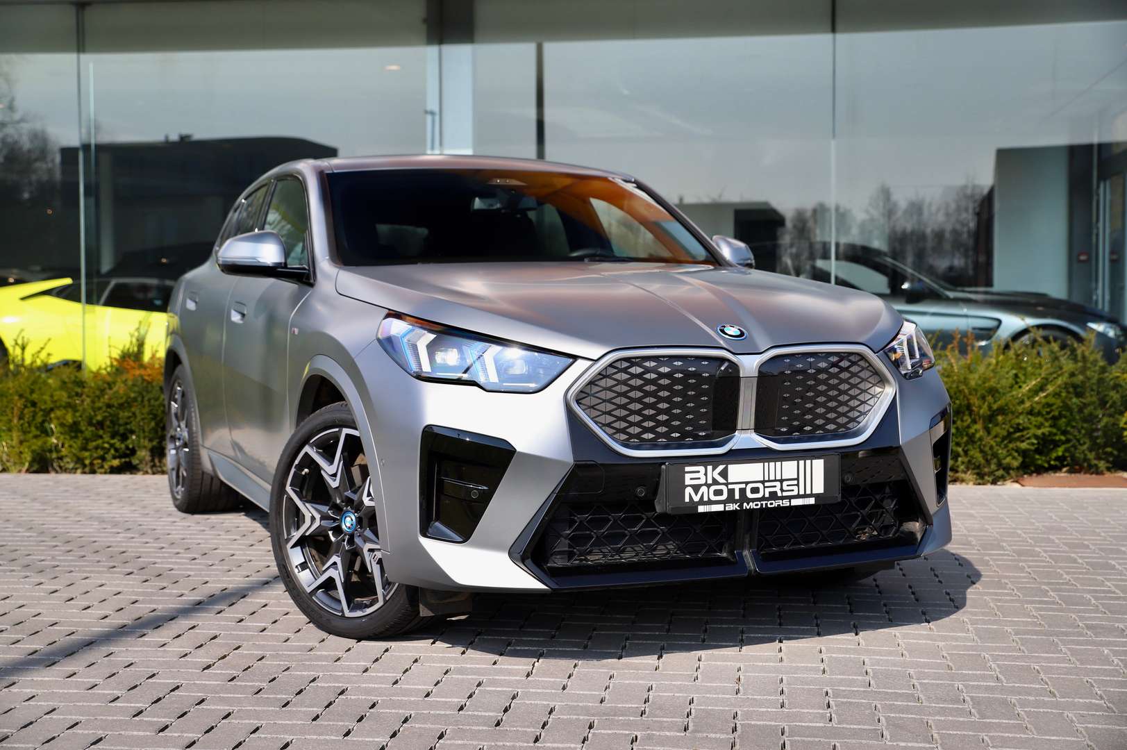 BMW IX2 Iconic Glow XDrive30 - 2024 - Joinsteer - #2