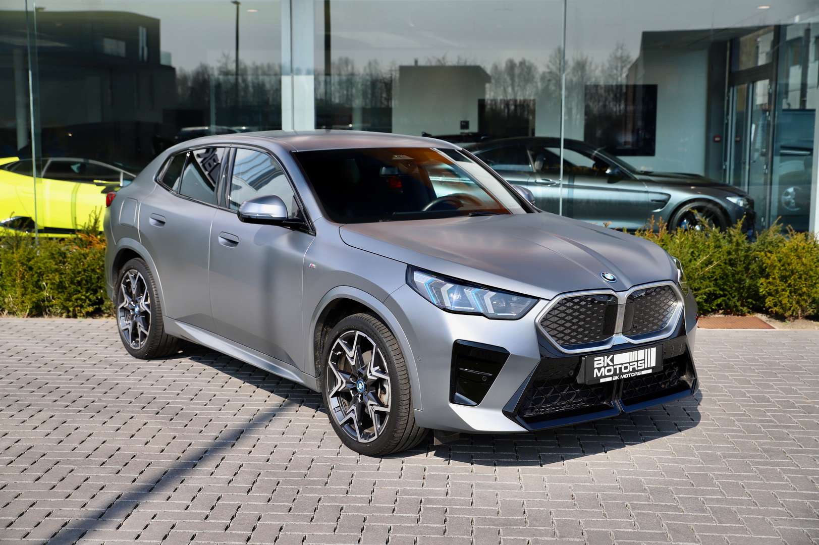 BMW IX2 Iconic Glow XDrive30 - 2024 - Joinsteer - #3