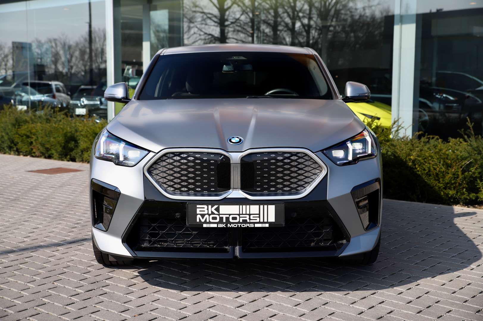 BMW IX2 Iconic Glow XDrive30 - 2024 - Joinsteer - #4