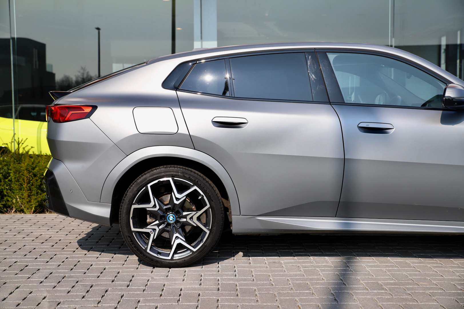 BMW IX2 Iconic Glow XDrive30 - 2024 - Joinsteer - #7
