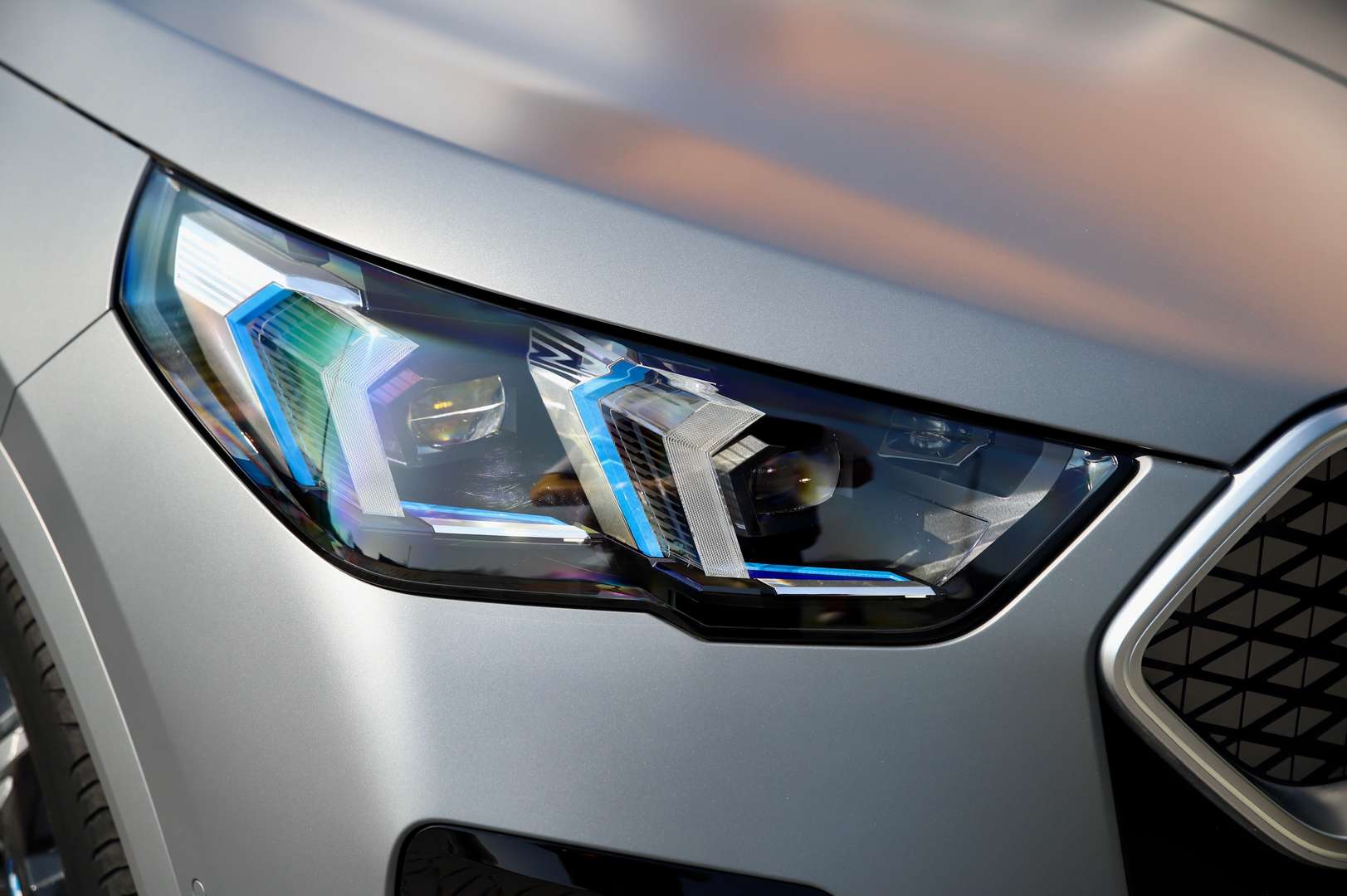 BMW IX2 Iconic Glow XDrive30 - 2024 - Joinsteer - #10