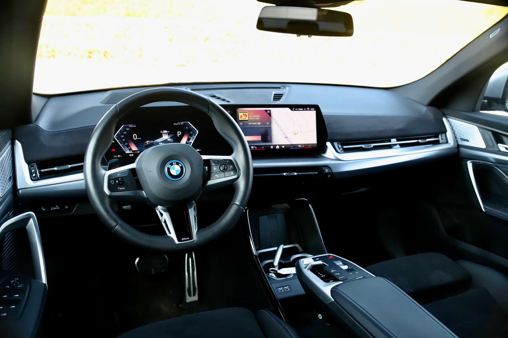 BMW IX2 Iconic Glow XDrive30 - 2024 - Joinsteer - #15