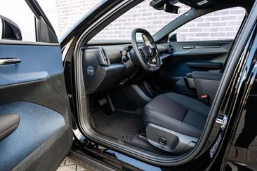 Volvo EX30 P5 Plus — photo 11