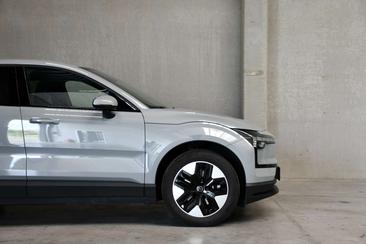 Volvo EX30 Single Motor — photo 11