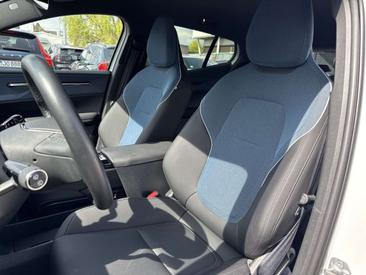 Volvo EX30 Recharge Plus — photo 12