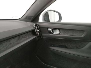 Volvo C40 Recharge Core — photo 25