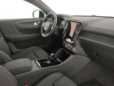 Volvo C40 Recharge Core — photo 11