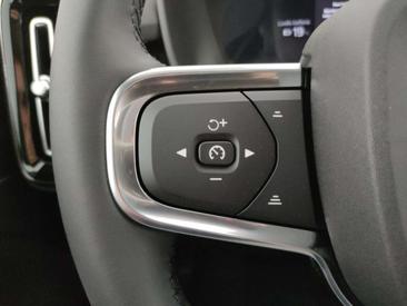 Volvo C40 Recharge Core — photo 18