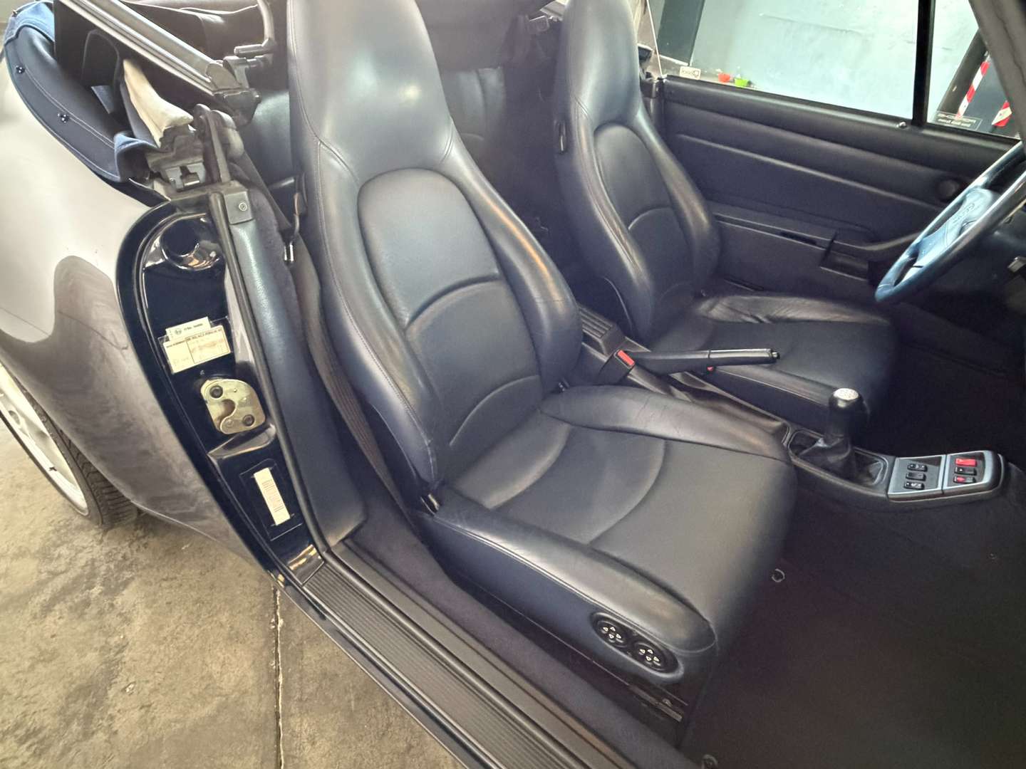 Porsche 993 CARRERA 4 - 1995 - Joinsteer - #11