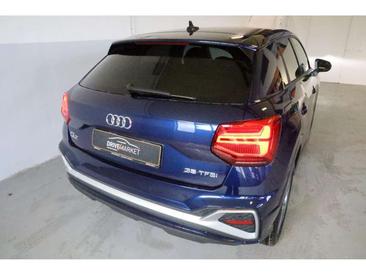 Audi Q2 S Line — photo 11