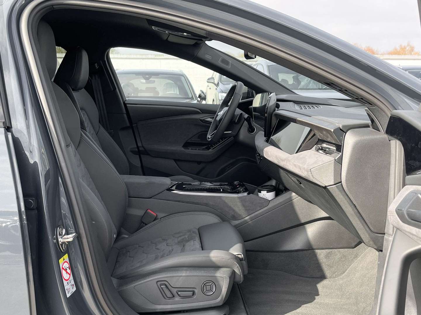 Audi A6 E-tron S Line Performance - 2026 - Joinsteer - #6