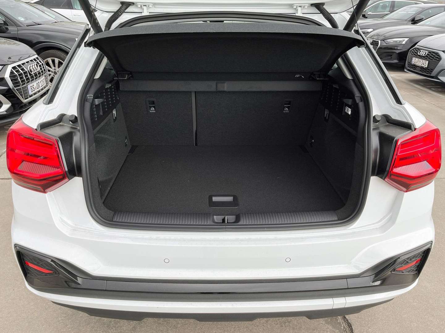 Audi Q2 S Line 35 TDI - 2026 - Joinsteer - #14