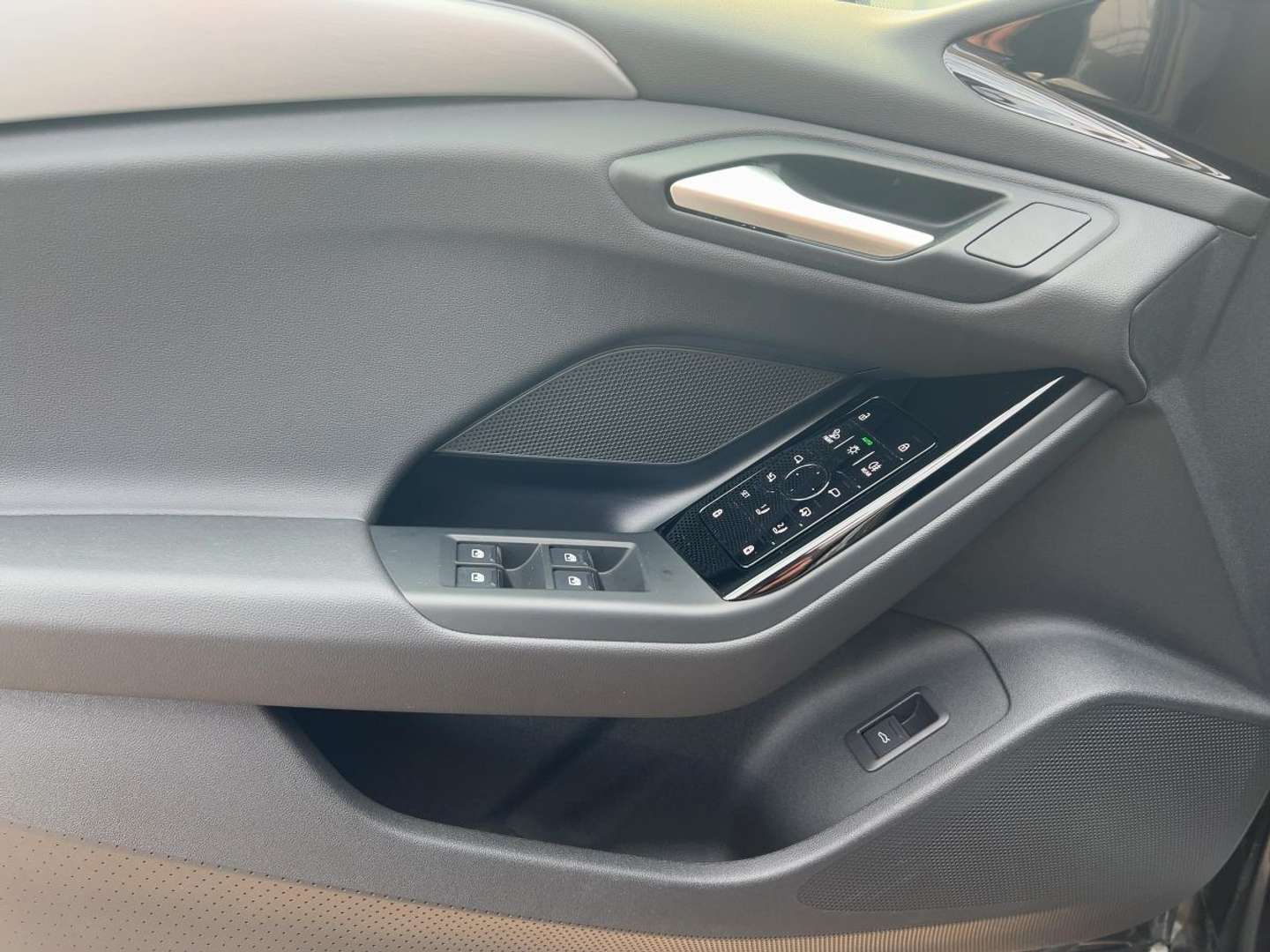 Audi A6 E-tron S Line - 2025 - Joinsteer - #13
