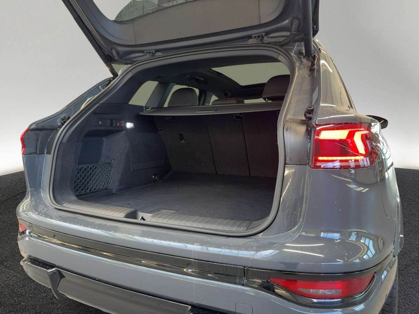 Audi E-tron SQ6 Edition One Gray - 2025 - Joinsteer - #5