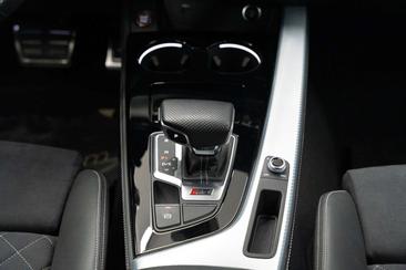 Audi RS4 Avant Exclusive — photo 21