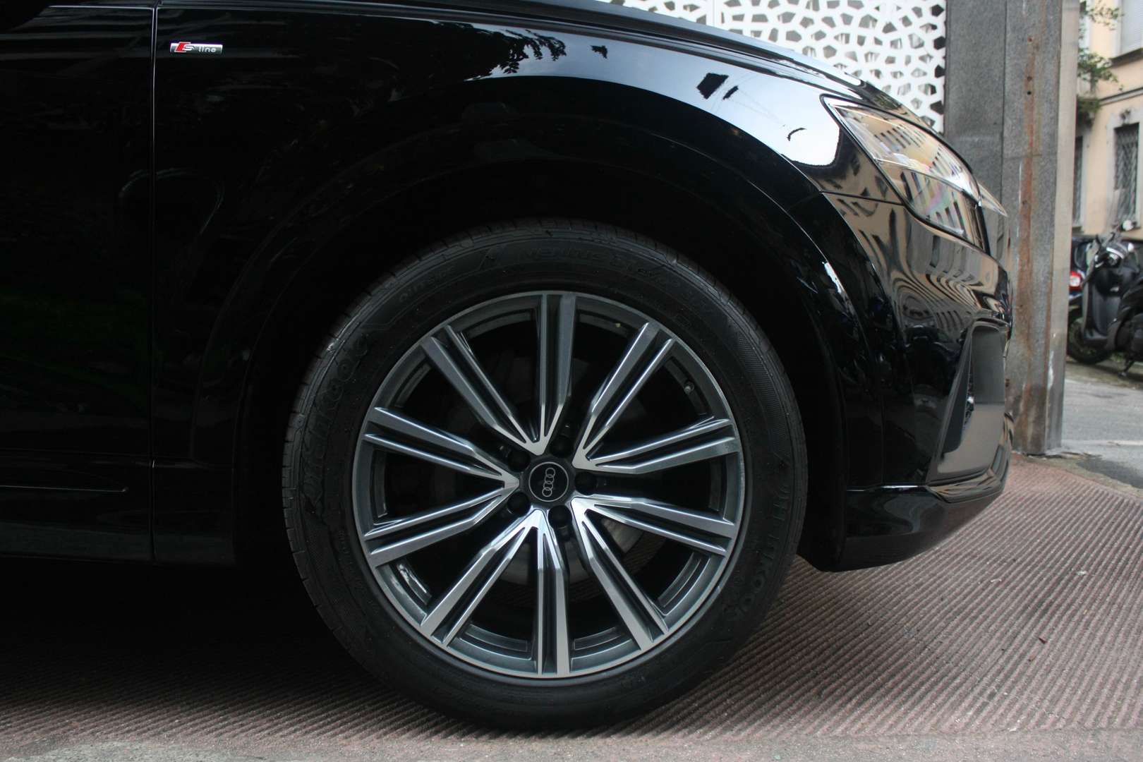 Audi Q8 S Line Black Pack 50 TDI - 2021 - Joinsteer - #8
