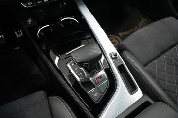 Audi RS4 Avant Exclusive — photo 31