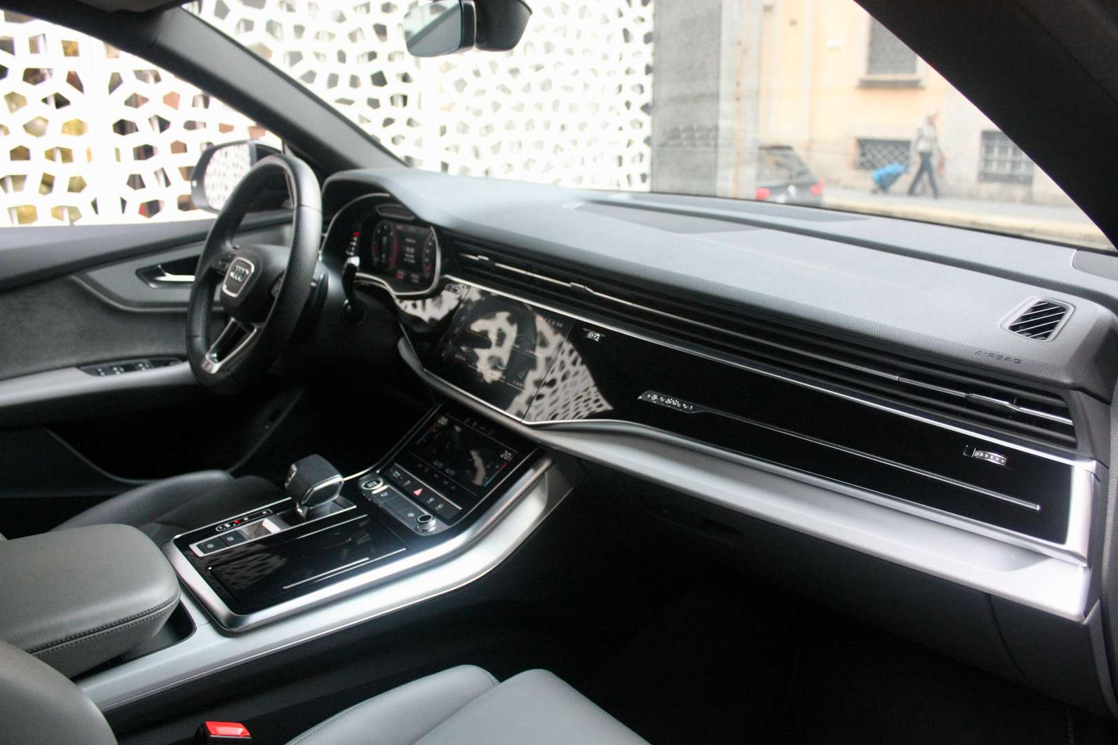 Audi Q8 S Line Black Pack 50 TDI - 2021 - Joinsteer - #11