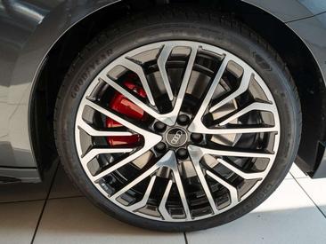 Audi A5 E-tron S Line — photo 10