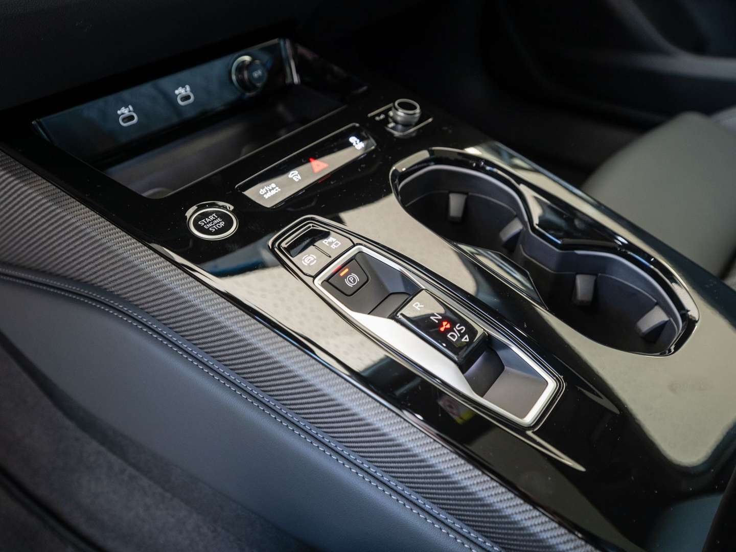 Audi A5 E-tron S Line - 2026 - Joinsteer - #14