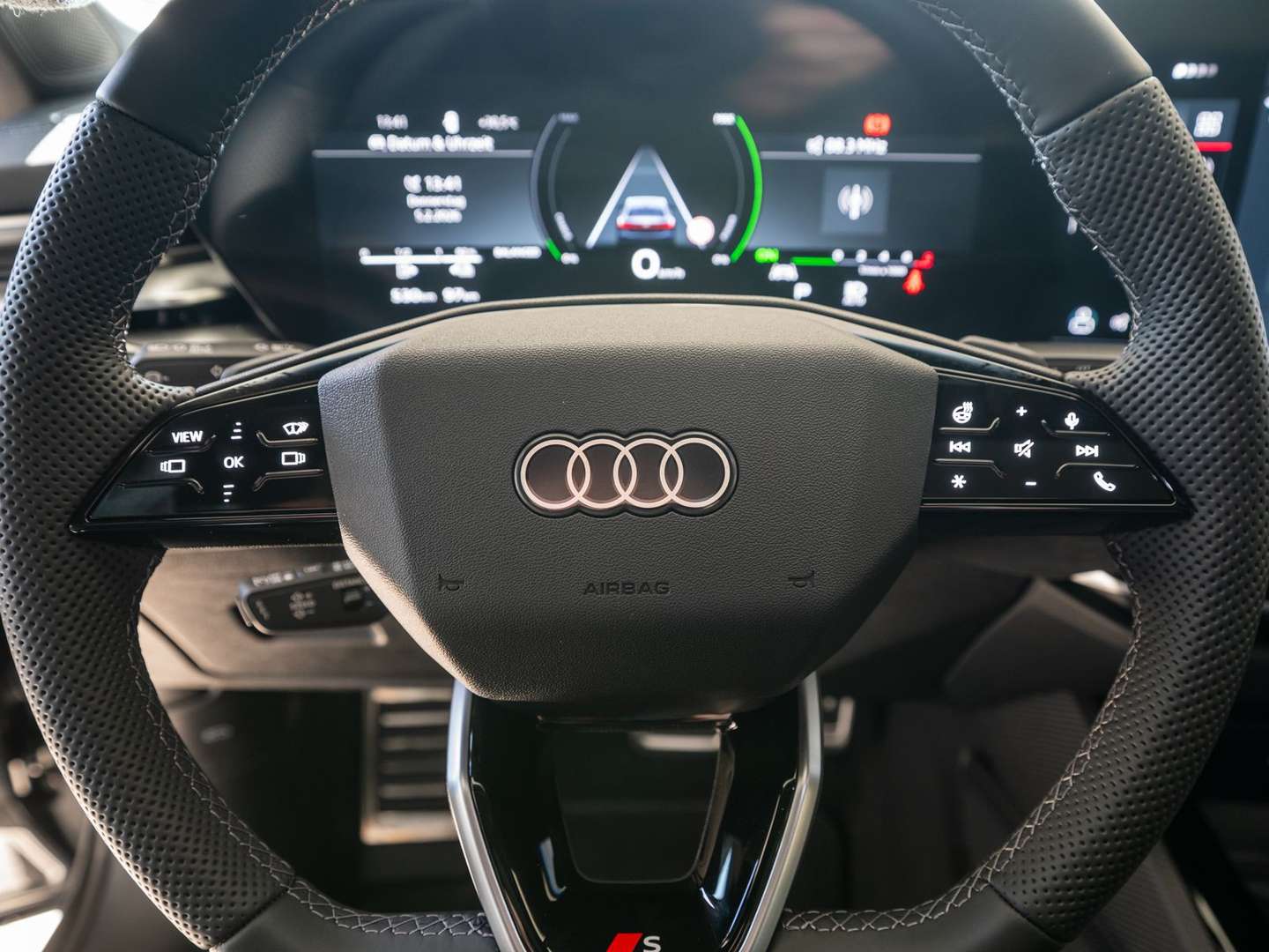 Audi A5 E-tron S Line - 2026 - Joinsteer - #18