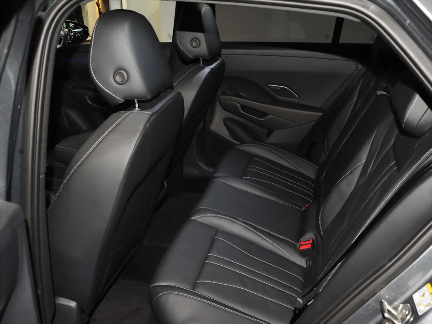 Volkswagen T-Roc ETSI R-Line - 2026 - Joinsteer - #8