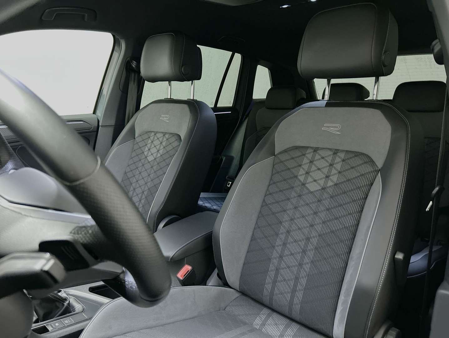 Volkswagen TIGUAN R-Line - 2023 - Joinsteer - #9