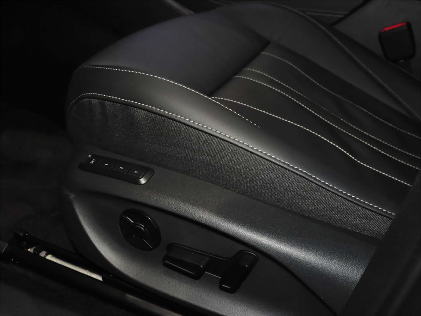 Volkswagen T-Roc ETSI R-Line - 2026 - Joinsteer - #9