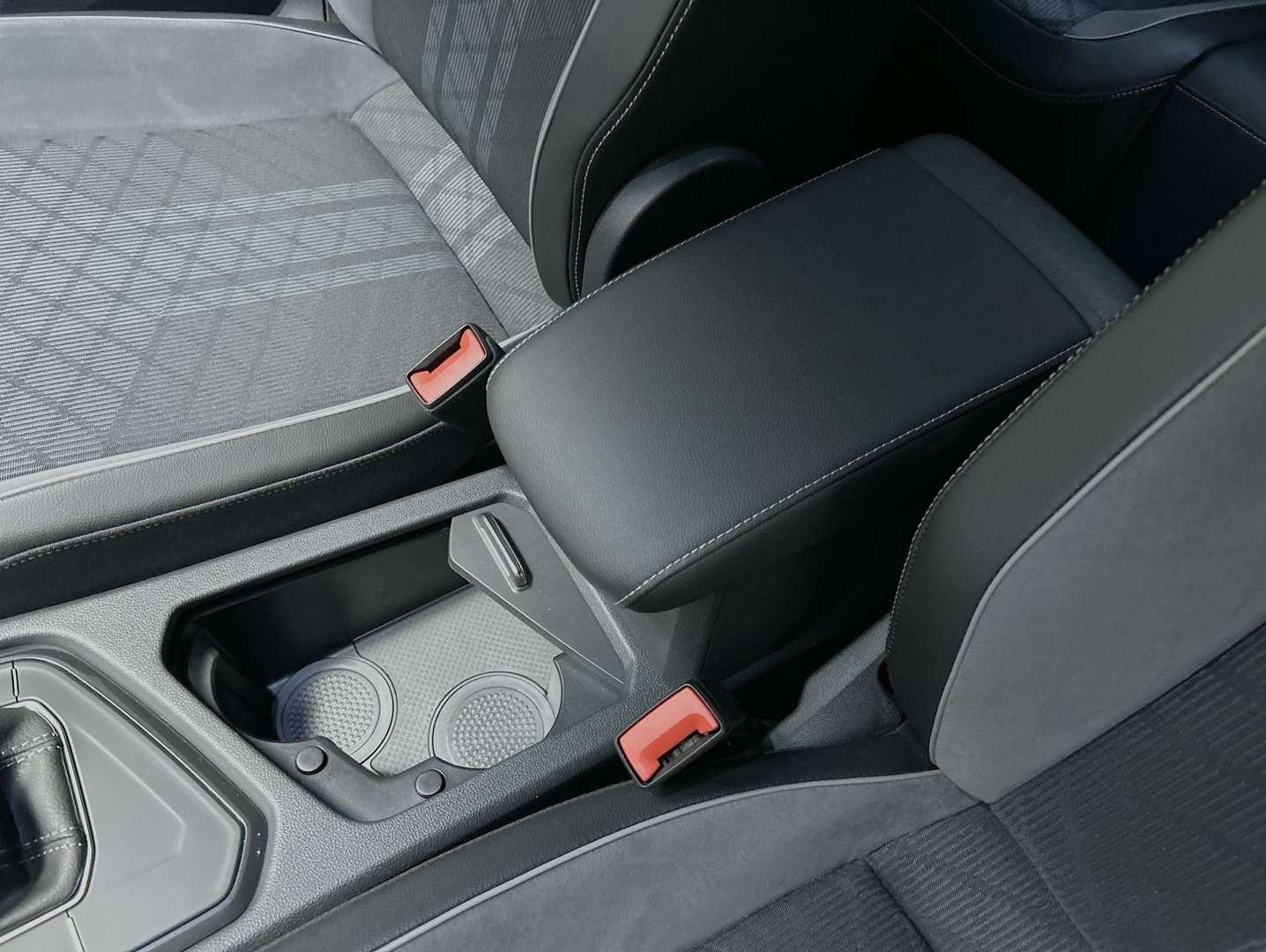 Volkswagen TIGUAN R-Line - 2023 - Joinsteer - #18