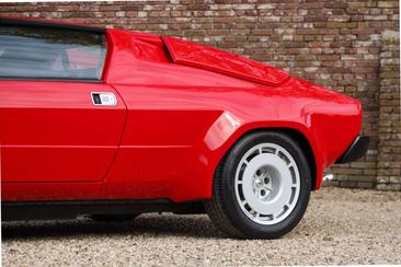 Lamborghini Jalpa — photo 15