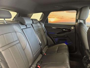 Land Rover Range Rover Evoque P200 R-Dyn. HSE Black Pack 21 — photo 6