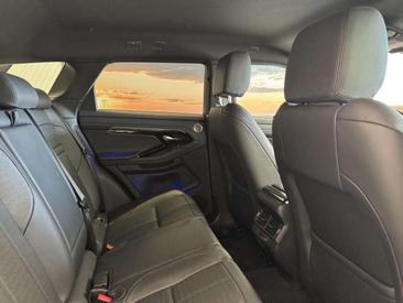 Land Rover Range Rover Evoque P200 R-Dyn. HSE Black Pack 21 — photo 13