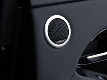 Land Rover Range Rover Evoque Dynamic HSE P270e — photo 15