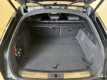 Land Rover Range Rover Velar D200 R-Dynamic SE AHK Memory — photo 10