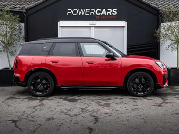 Mini Countryman JCW Cooper E — photo 4