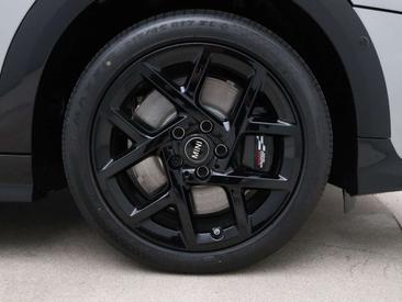 Mini Cabrio JCW Cooper — photo 16