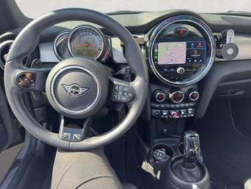 Mini Cabrio COOPER S — photo 13