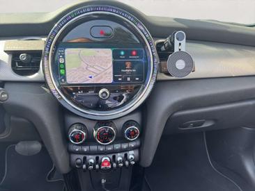 Mini Cabrio COOPER S — photo 14