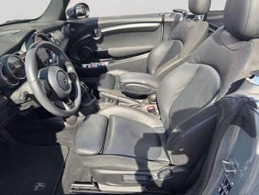 Mini Cabrio COOPER S — photo 16
