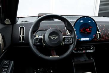 Mini Countryman JCW Cooper E — photo 15