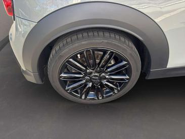 Mini Cabrio COOPER S — photo 19