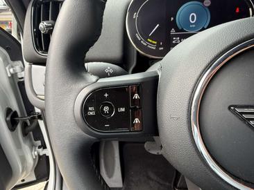Mini Countryman COOPER SE — photo 8