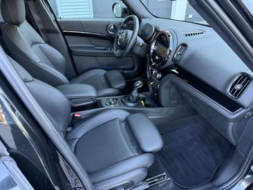 Mini Countryman COOPER SE — photo 4