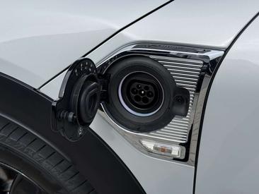 Mini Countryman COOPER SE — photo 26