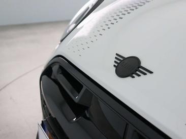 Mini Cabrio JCW Cooper — photo 28