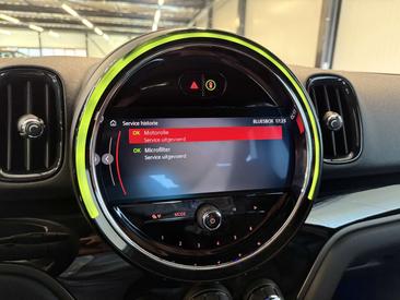 Mini Countryman COOPER SE — photo 29