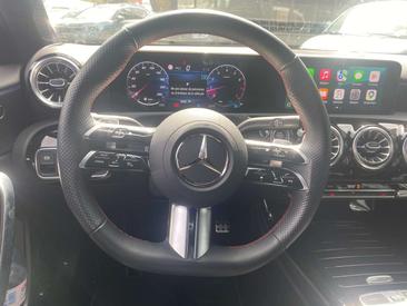Mercedes Classe A 200 AMG Line — photo 8
